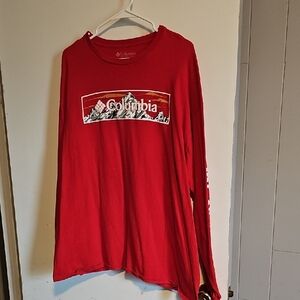 Columbia Crimson Mountain Graphic Tee